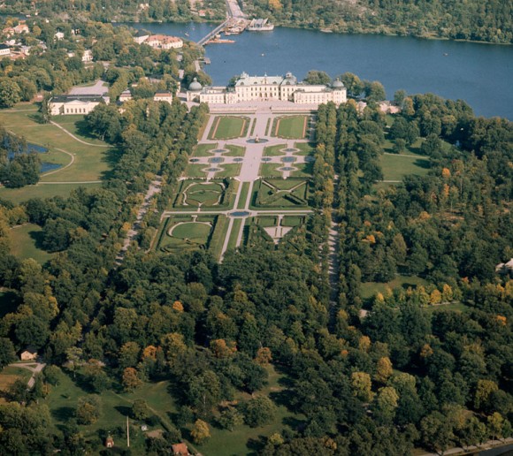 Drottningholm utanför Stockholm.