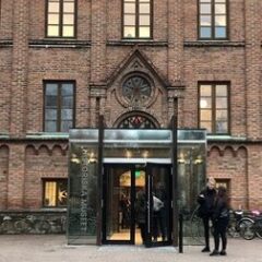 Fasaden och entrén på HIstoriska museet vid Lunds universitet