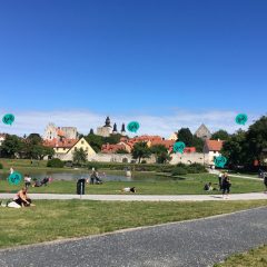 Almedalen i Visby en sommardag