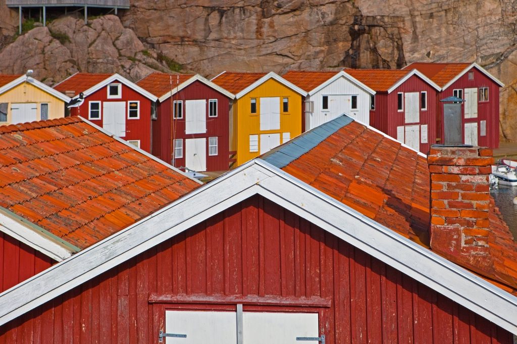 Smögen. Röda trähus.