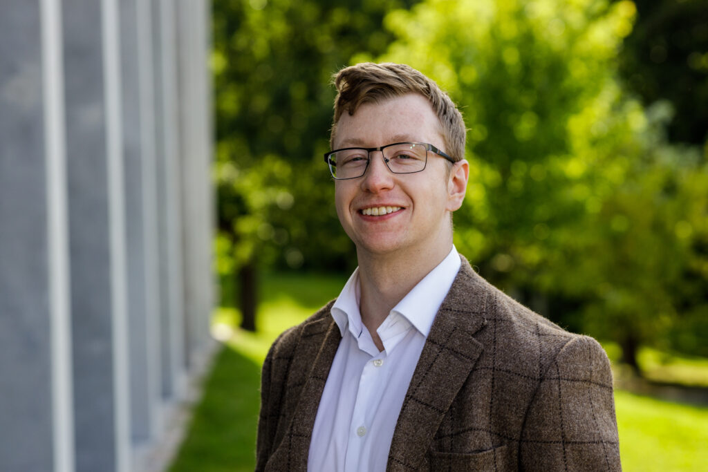 Färgporträtt på Adam Andersson