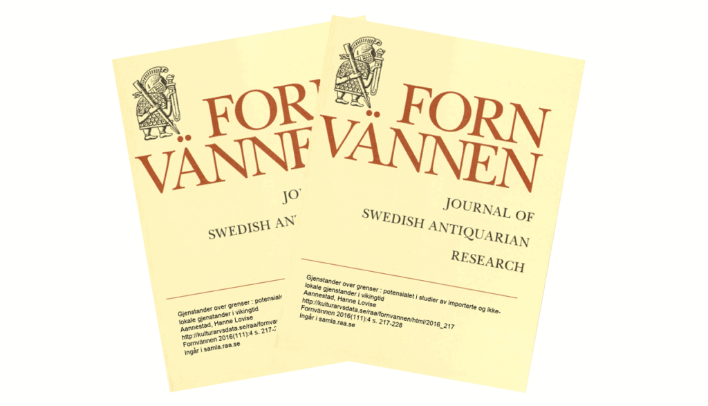 Två nummer av Fornvännens gula framsida med texten "Journal of Swedish Antiquarian Research" ligger bredvid varandra.