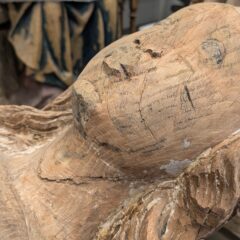 Träskulptur närbild på ansikte